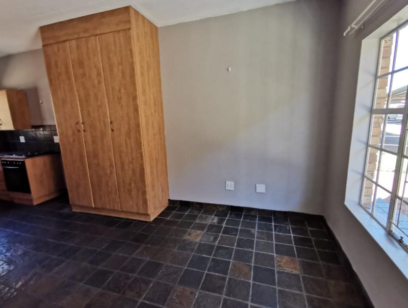 To Let 1 Bedroom Property for Rent in Dassie Rand North West
